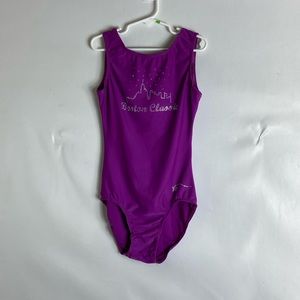 destira leotard girl